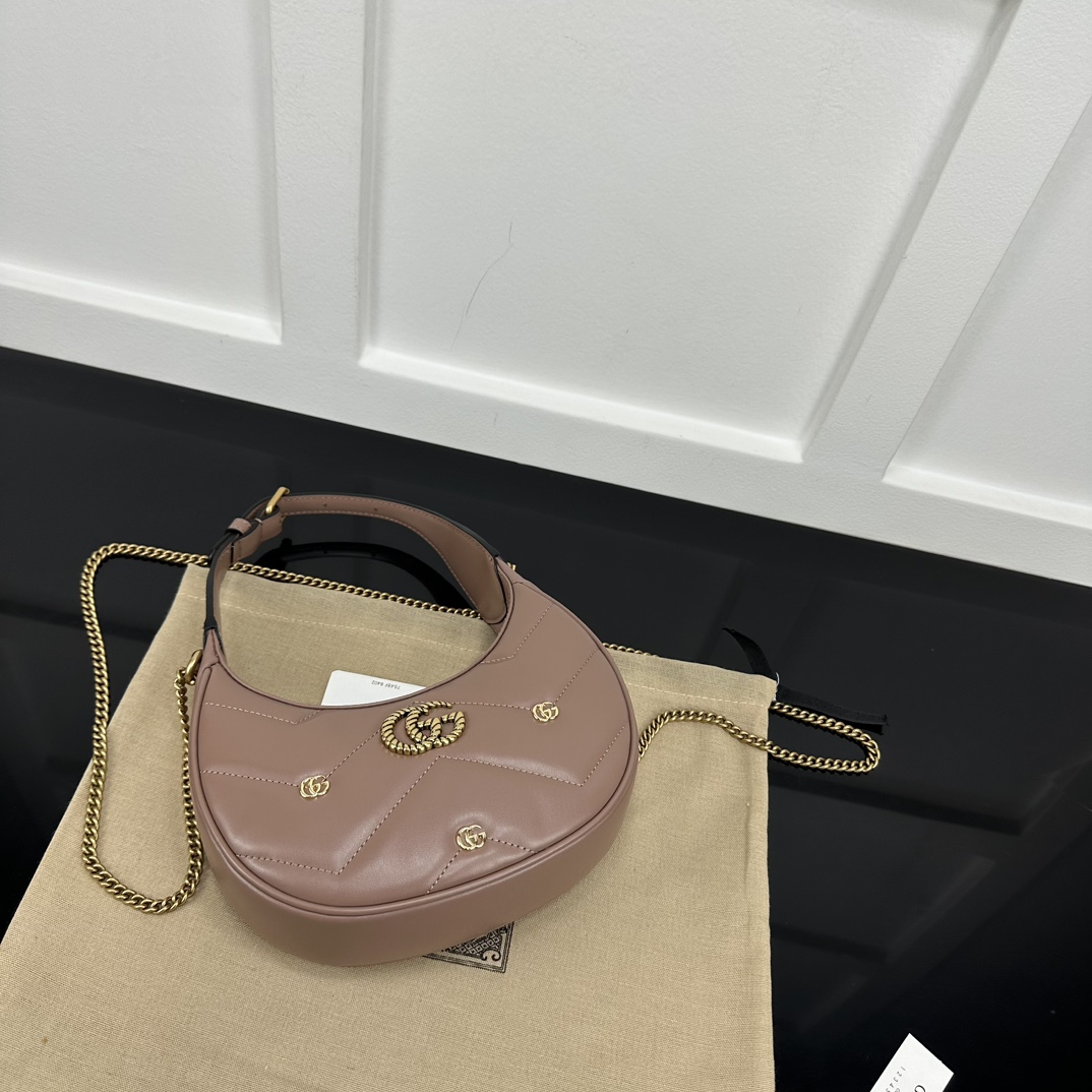 Gucci Hobo Bags